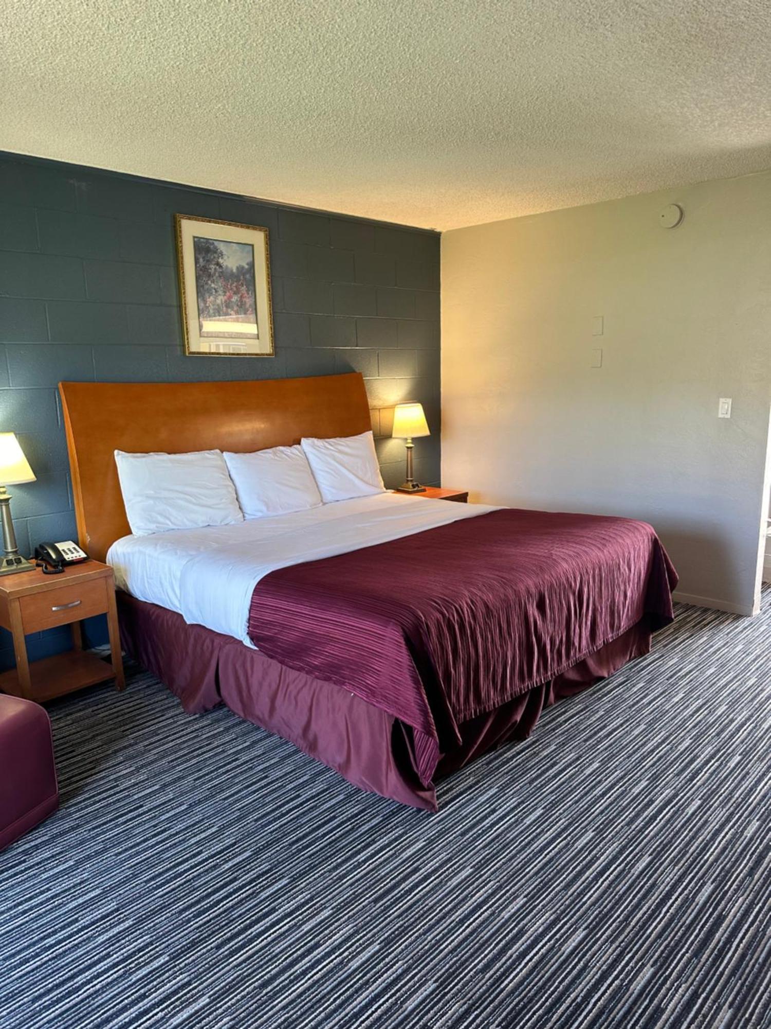 Relax Inn Yreka Exterior foto