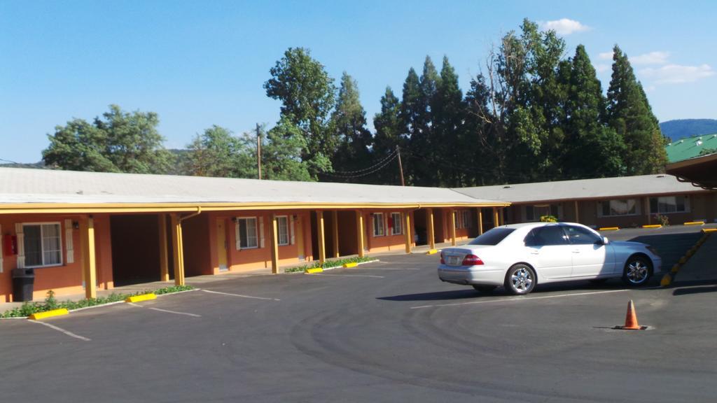 Relax Inn Yreka Exterior foto